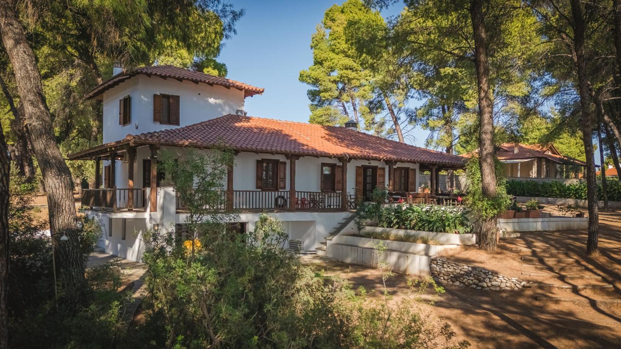 Squirrel Beach Front Villa, Metamorfosi Exteriér fotografie