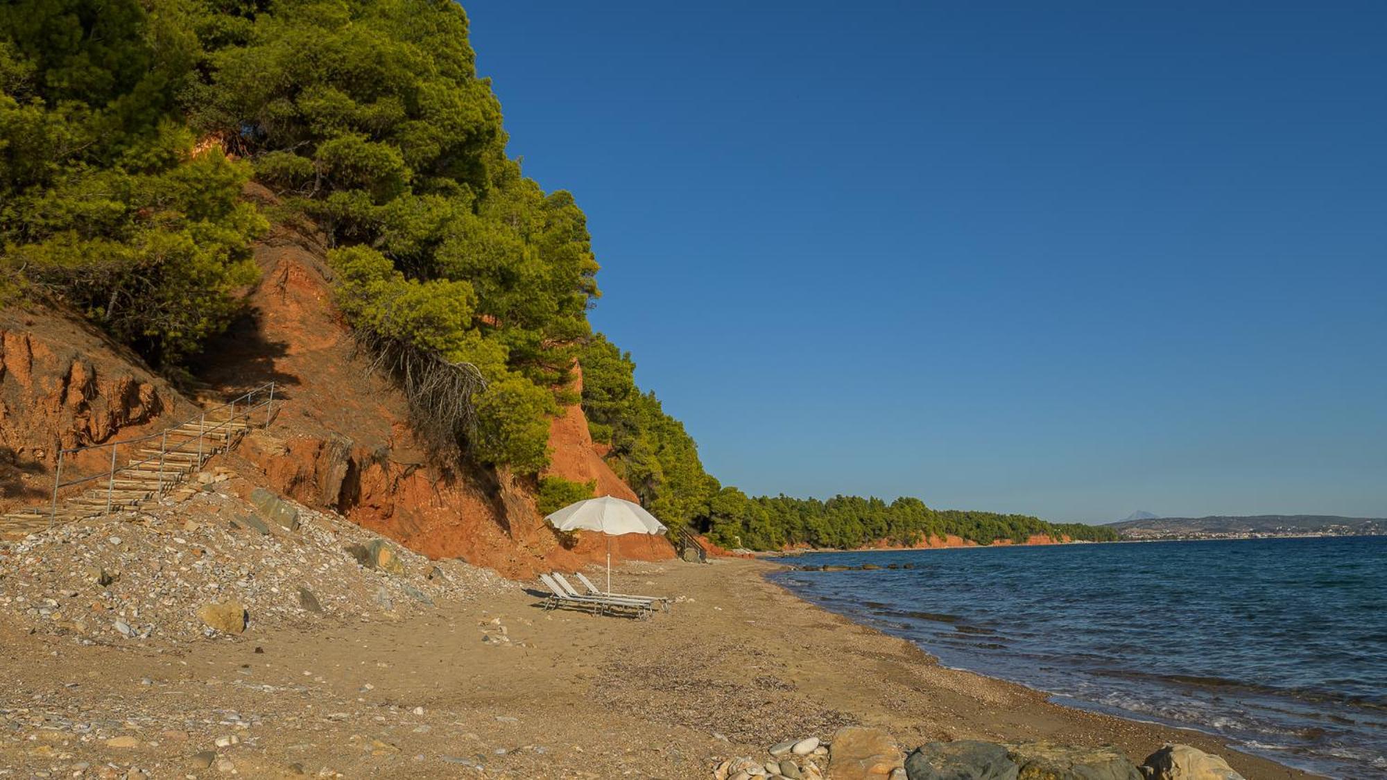 Squirrel Beach Front Villa, Metamorfosi Exteriér fotografie