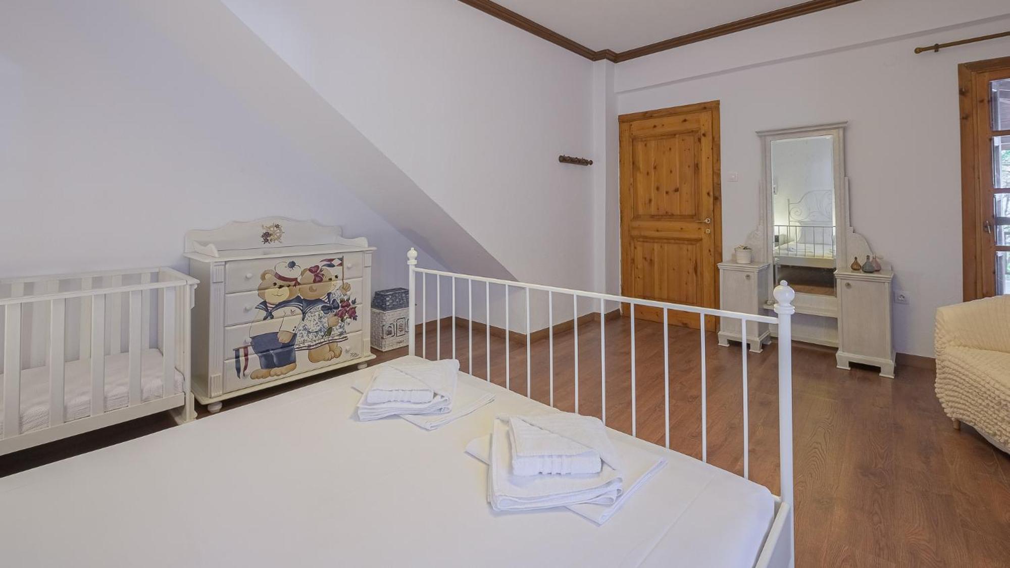 Squirrel Beach Front Villa, Metamorfosi Exteriér fotografie