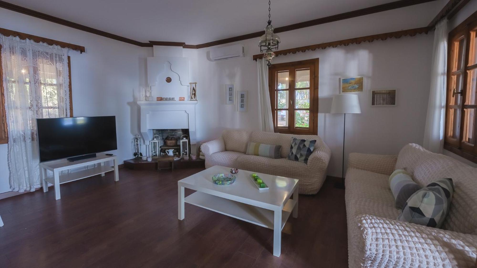 Squirrel Beach Front Villa, Metamorfosi Exteriér fotografie